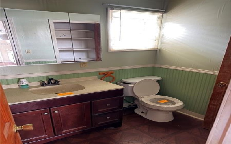 935 Maiden Ln, New Kensington, 15068, 2 Bedrooms Bedrooms, 5 Rooms Rooms,1 BathroomBathrooms,Residential,For Sale,Maiden Ln,1743210