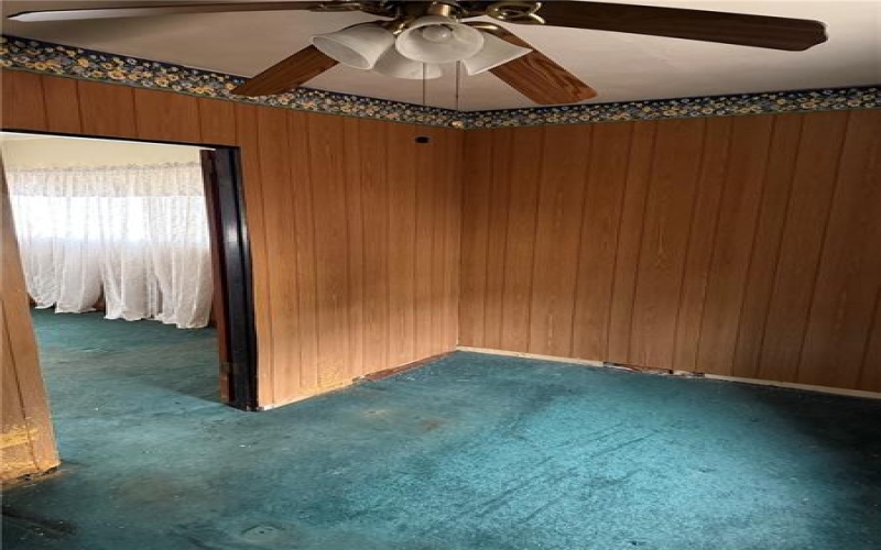 935 Maiden Ln, New Kensington, 15068, 2 Bedrooms Bedrooms, 5 Rooms Rooms,1 BathroomBathrooms,Residential,For Sale,Maiden Ln,1743210