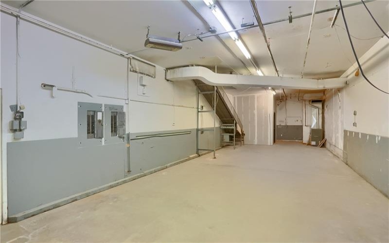 1729 B Rostraver Rd, Belle Vernon, 15012, ,Commercial-industrial-business,For Sale,Rostraver Rd,1757943