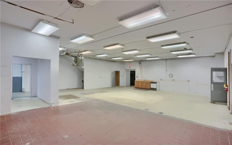 1729 B Rostraver Rd, Belle Vernon, 15012, ,Commercial-industrial-business,For Sale,Rostraver Rd,1757943