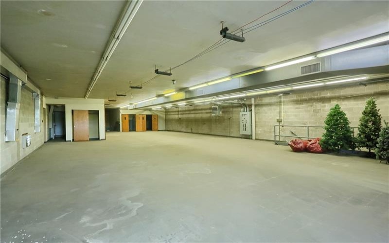 1729 B Rostraver Rd, Belle Vernon, 15012, ,Commercial-industrial-business,For Sale,Rostraver Rd,1757943