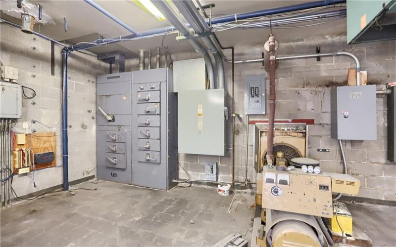 1729 B Rostraver Rd, Belle Vernon, 15012, ,Commercial-industrial-business,For Sale,Rostraver Rd,1757943