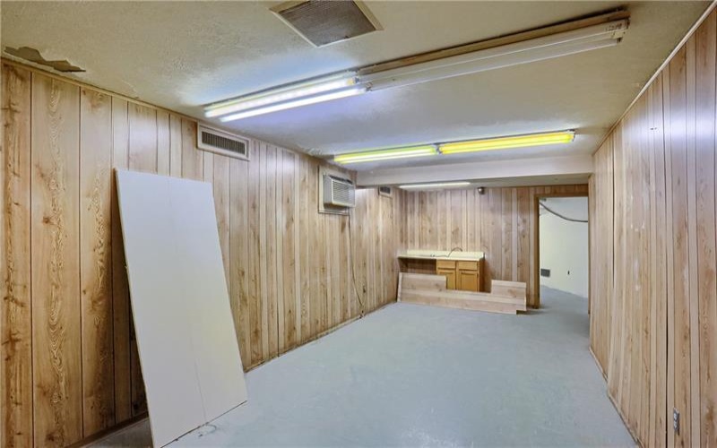 1729 B Rostraver Rd, Belle Vernon, 15012, ,Commercial-industrial-business,For Sale,Rostraver Rd,1757943