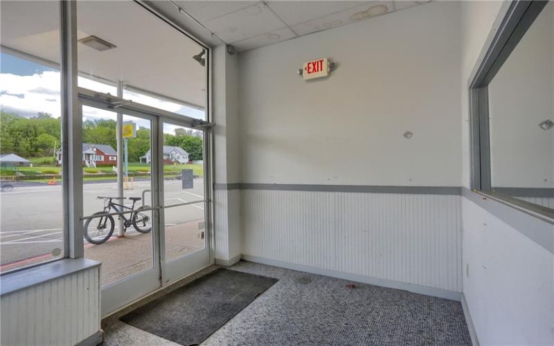 1729 B Rostraver Rd, Belle Vernon, 15012, ,Commercial-industrial-business,For Sale,Rostraver Rd,1757943