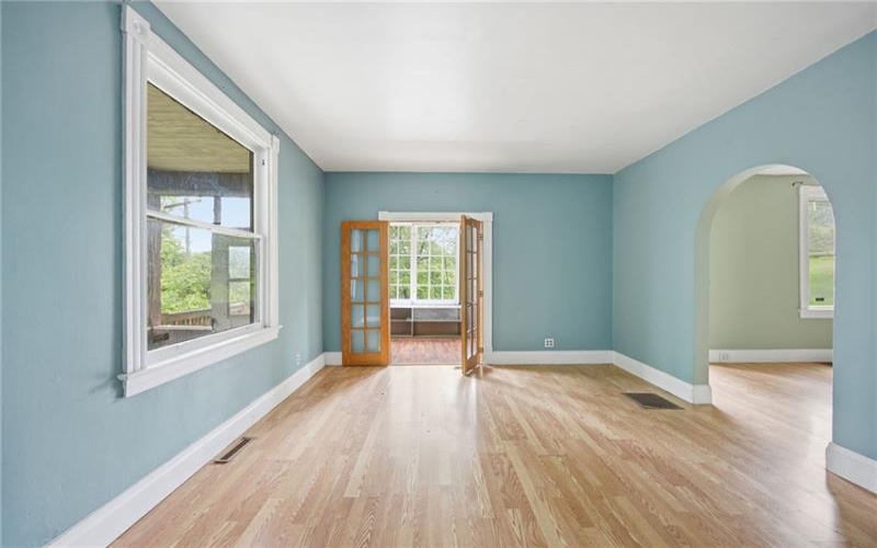 989 Brownstown Rd, Larimer, 15647, 3 Bedrooms Bedrooms, 6 Rooms Rooms,1 BathroomBathrooms,Residential,For Sale,Brownstown Rd,1758018