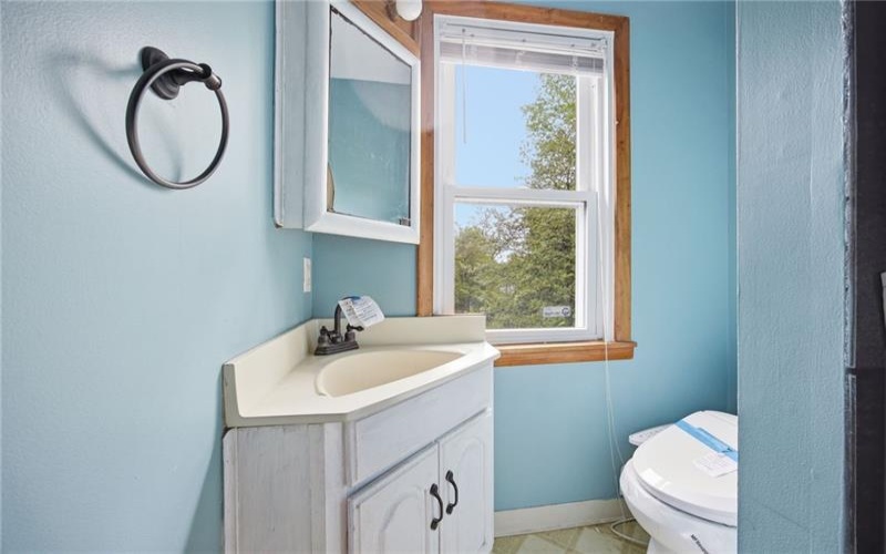 989 Brownstown Rd, Larimer, 15647, 3 Bedrooms Bedrooms, 6 Rooms Rooms,1 BathroomBathrooms,Residential,For Sale,Brownstown Rd,1758018