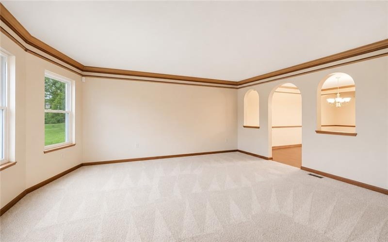 401 Lexington Dr, Greensburg, 15601, 4 Bedrooms Bedrooms, ,2.2 BathroomsBathrooms,Residential,For Sale,Lexington Dr,1741753