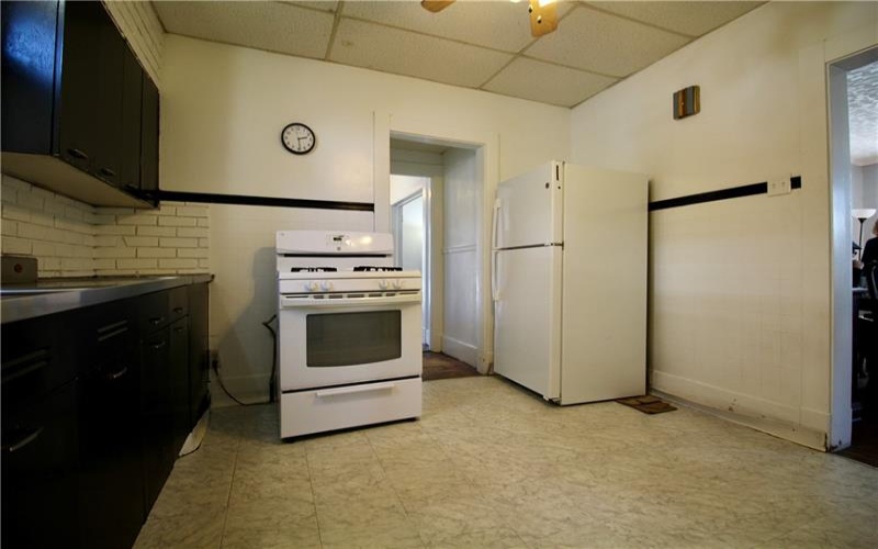 349 4th Ave, New Kensington, 15068, 3 Bedrooms Bedrooms, 9 Rooms Rooms,1 BathroomBathrooms,Residential,For Sale,4th Ave,1747187