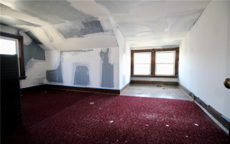 349 4th Ave, New Kensington, 15068, 3 Bedrooms Bedrooms, 9 Rooms Rooms,1 BathroomBathrooms,Residential,For Sale,4th Ave,1747187