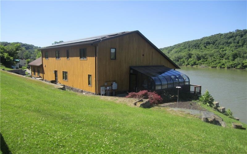 00 Water Street, 15357, 15357, 4 Bedrooms Bedrooms, 13 Rooms Rooms,3.1 BathroomsBathrooms,Residential,For Sale,Water Street,1758309