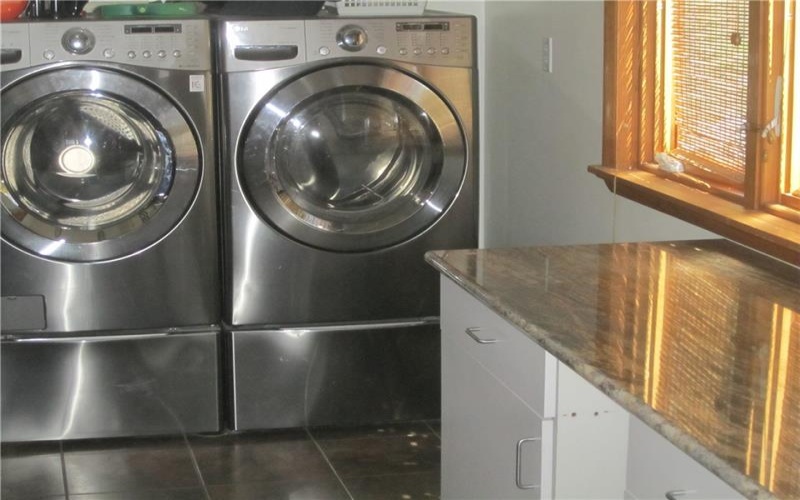 00 Water Street, 15357, 15357, 4 Bedrooms Bedrooms, 13 Rooms Rooms,3.1 BathroomsBathrooms,Residential,For Sale,Water Street,1758309