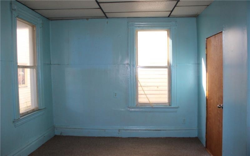 580 Thompson Ave, Donora, 15033, 4 Bedrooms Bedrooms, 8 Rooms Rooms,2 BathroomsBathrooms,Residential,For Sale,Thompson Ave,1757924