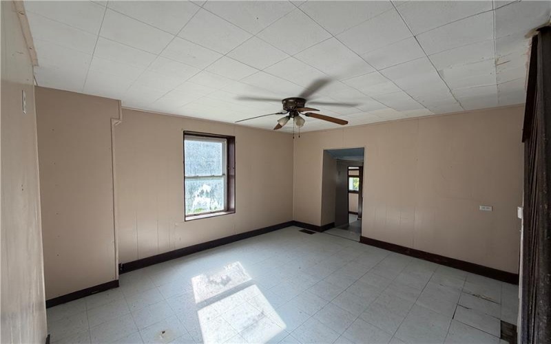 519-521 1st St, Charleroi, 15022, ,Multi-unit,For Sale,1st St,1757950