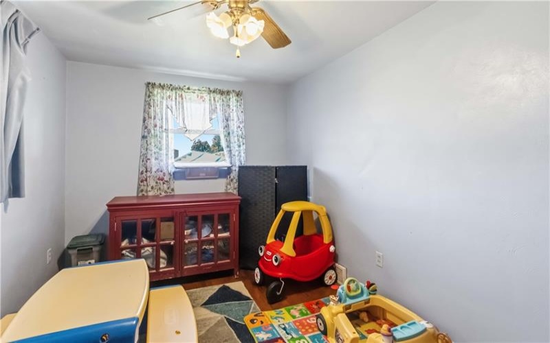 1040 Mace Street, Greensburg, 15601, 3 Bedrooms Bedrooms, 9 Rooms Rooms,2 BathroomsBathrooms,Residential,For Sale,Mace Street,1758032