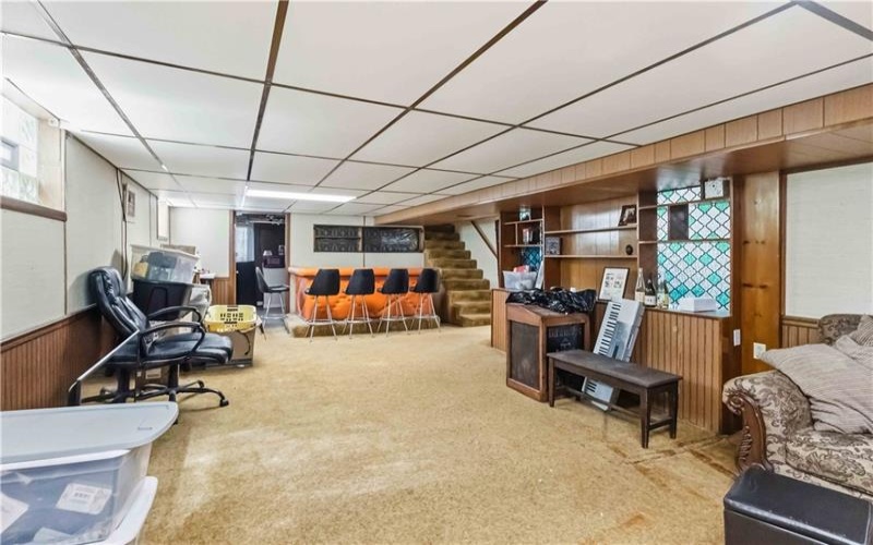 1040 Mace Street, Greensburg, 15601, 3 Bedrooms Bedrooms, 9 Rooms Rooms,2 BathroomsBathrooms,Residential,For Sale,Mace Street,1758032