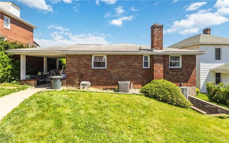 1040 Mace Street, Greensburg, 15601, 3 Bedrooms Bedrooms, 9 Rooms Rooms,2 BathroomsBathrooms,Residential,For Sale,Mace Street,1758032