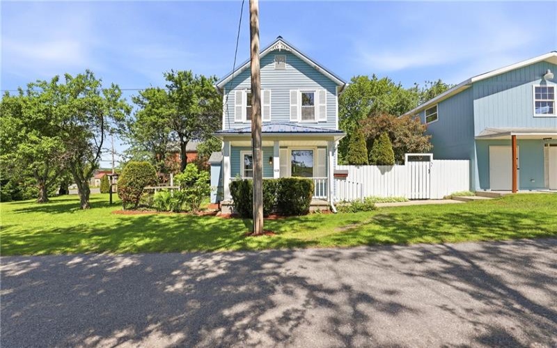 618 First Ave, Central City, 15926, 2 Bedrooms Bedrooms, ,1 BathroomBathrooms,Residential,For Sale,First Ave,1758136