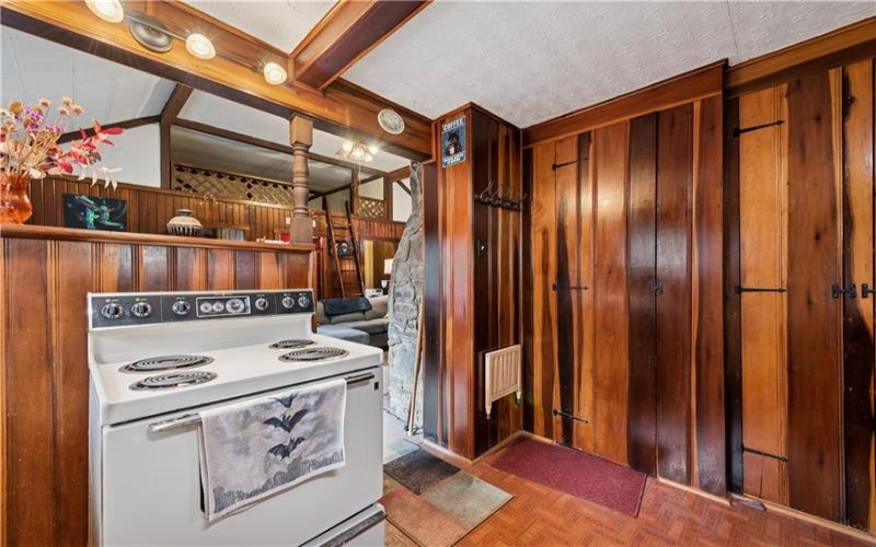 211 Ironwood Rd, Somerset, 15501, 3 Bedrooms Bedrooms, ,1 BathroomBathrooms,Residential,For Sale,Ironwood Rd,1758161