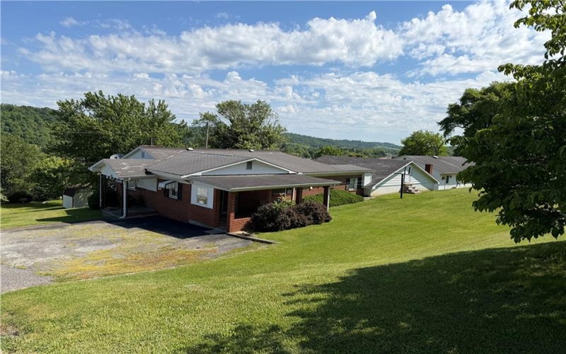355 Doty Street, Waynesburg, 15370, 3 Bedrooms Bedrooms, 7 Rooms Rooms,1.1 BathroomsBathrooms,Residential,For Sale,Doty Street,1758195