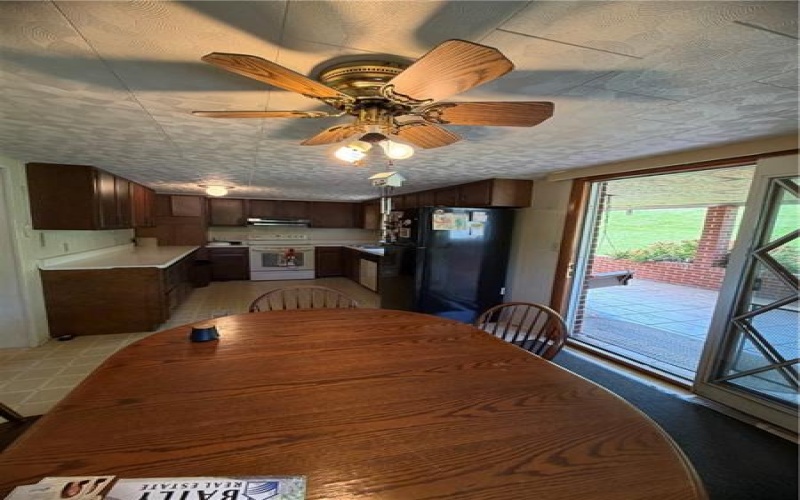 355 Doty Street, Waynesburg, 15370, 3 Bedrooms Bedrooms, 7 Rooms Rooms,1.1 BathroomsBathrooms,Residential,For Sale,Doty Street,1758195