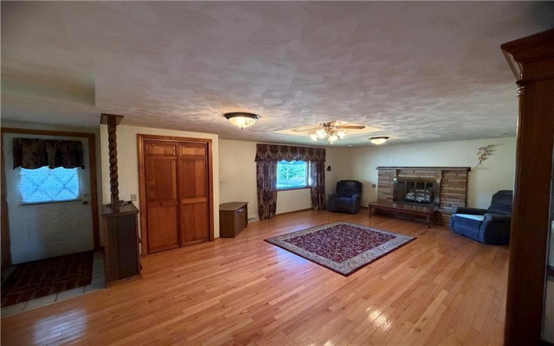 355 Doty Street, Waynesburg, 15370, 3 Bedrooms Bedrooms, 7 Rooms Rooms,1.1 BathroomsBathrooms,Residential,For Sale,Doty Street,1758195