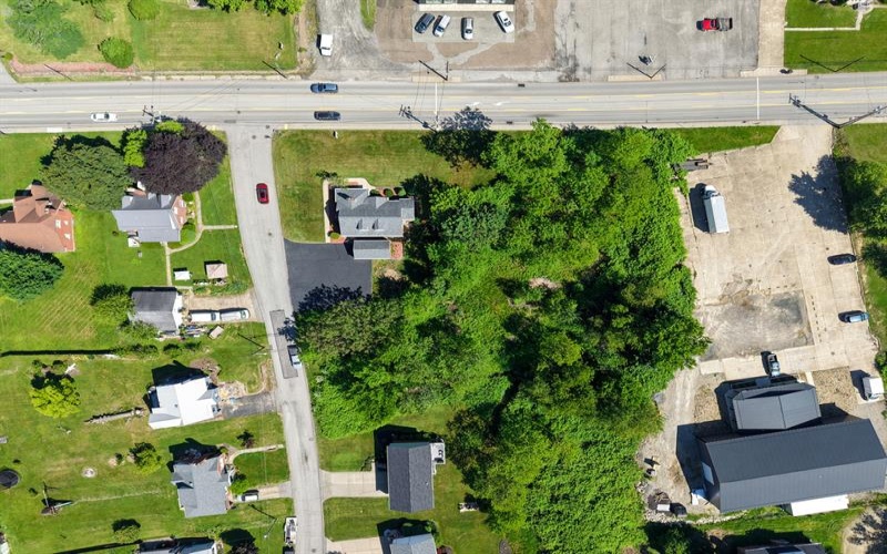 2550 Leechburg ROAD, Lower Burrell, 15068, ,Commercial-industrial-business,For Sale,Leechburg,1758258
