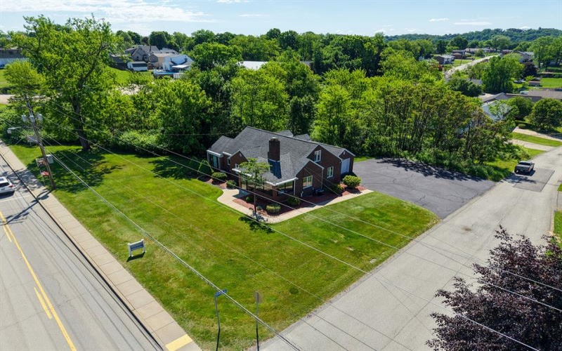 2550 Leechburg ROAD, Lower Burrell, 15068, ,Commercial-industrial-business,For Sale,Leechburg,1758258
