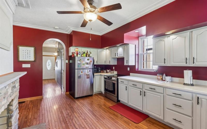 240 Jefferson, Canonsburg, 15317, 3 Bedrooms Bedrooms, 6 Rooms Rooms,1 BathroomBathrooms,Residential,For Sale,Jefferson,1758289