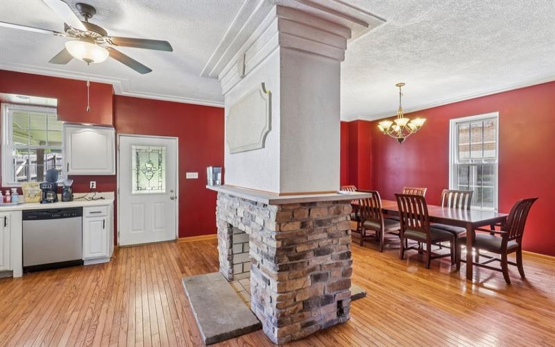 240 Jefferson, Canonsburg, 15317, 3 Bedrooms Bedrooms, 6 Rooms Rooms,1 BathroomBathrooms,Residential,For Sale,Jefferson,1758289