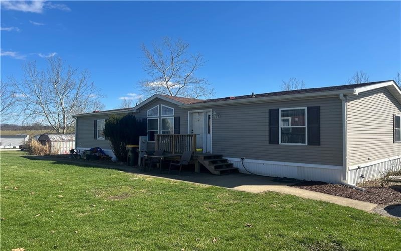 1124 Atlantis Dr, West Newton, 15089, 4 Bedrooms Bedrooms, ,2 BathroomsBathrooms,Residential,For Sale,Atlantis Dr,1746033