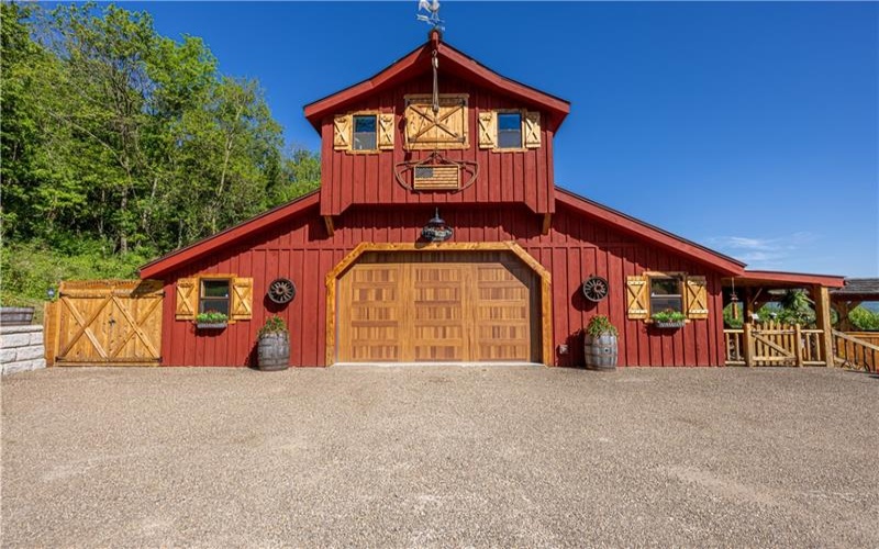276 Starr Ln, Confluence, 15424, 3 Bedrooms Bedrooms, ,2.1 BathroomsBathrooms,Residential,For Sale,Starr Ln,1757484