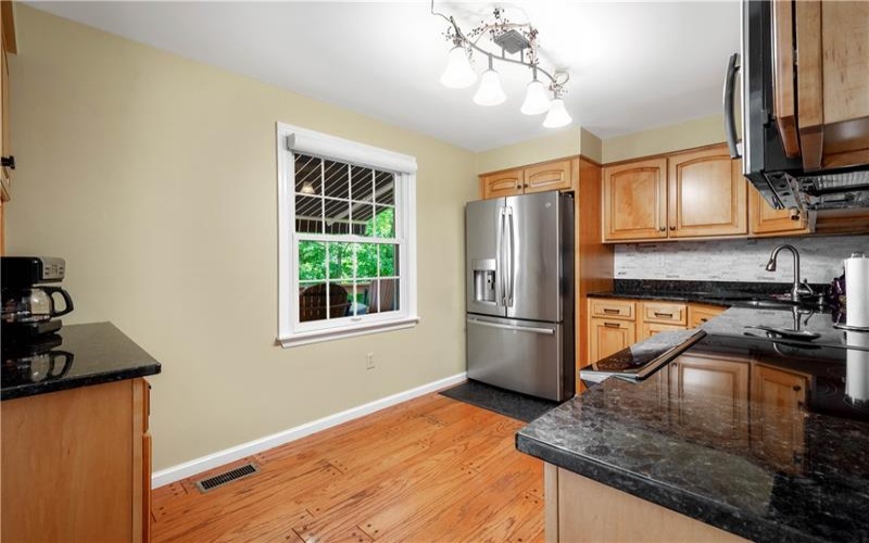 179 Roscommon Pl, McMurray, 15317, 4 Bedrooms Bedrooms, 10 Rooms Rooms,3 BathroomsBathrooms,Residential,For Sale,Roscommon Pl,1757878
