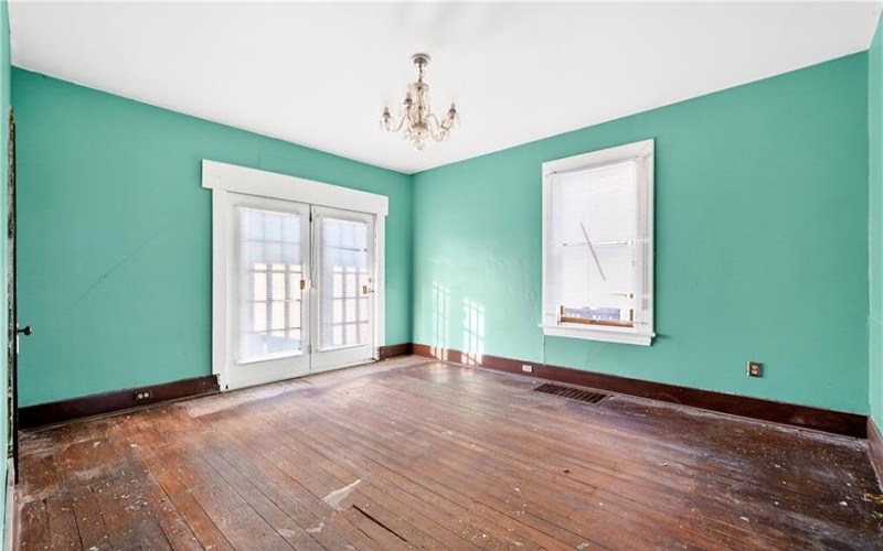 539 Green St, Brownsville, 15417, 4 Bedrooms Bedrooms, 7 Rooms Rooms,1 BathroomBathrooms,Residential,For Sale,Green St,1758098