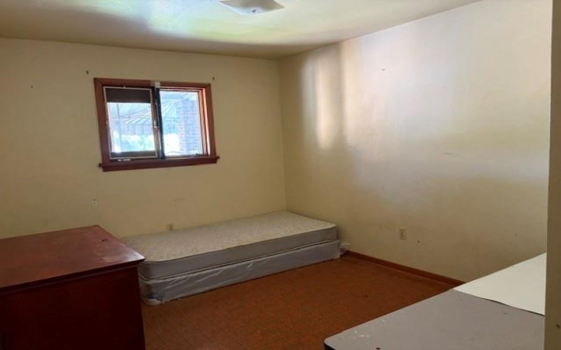 936 1/2 Meadow Ave, Charleroi, 15022, 3 Bedrooms Bedrooms, ,1 BathroomBathrooms,Residential,For Sale,Meadow Ave,1758299
