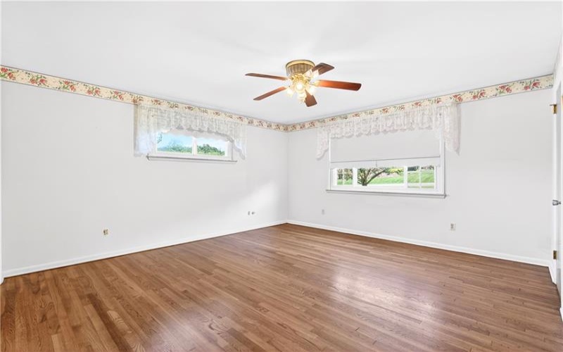 170 Crawford Lane, Rostraver Twp., 15012, 3 Bedrooms Bedrooms, 9 Rooms Rooms,2.1 BathroomsBathrooms,Residential,For Sale,Crawford Lane,1758321
