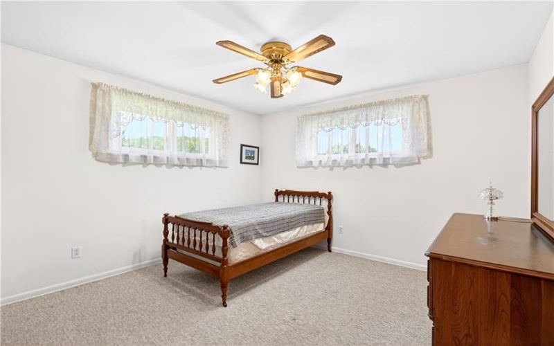 170 Crawford Lane, Rostraver Twp., 15012, 3 Bedrooms Bedrooms, 9 Rooms Rooms,2.1 BathroomsBathrooms,Residential,For Sale,Crawford Lane,1758321