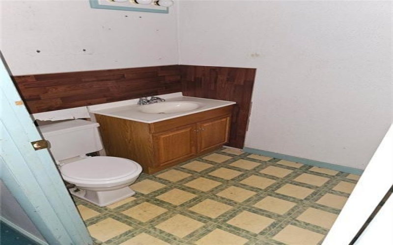 300 Longfellow St, Vandergrift, 15690, ,Multi-unit,For Sale,Longfellow St,1758334