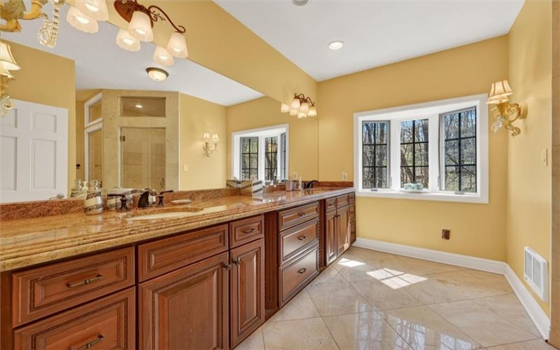 105 Lantern Cir, Canonsburg, 15317, 6 Bedrooms Bedrooms, ,6.2 BathroomsBathrooms,Residential,For Sale,Lantern Cir,1758346
