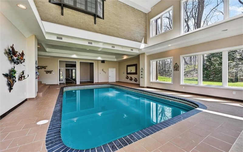 105 Lantern Cir, Canonsburg, 15317, 6 Bedrooms Bedrooms, ,6.2 BathroomsBathrooms,Residential,For Sale,Lantern Cir,1758346