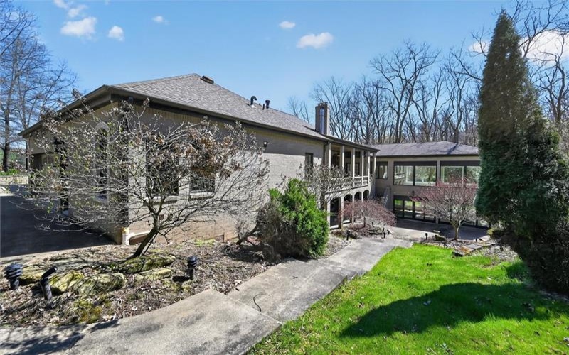 105 Lantern Cir, Canonsburg, 15317, 6 Bedrooms Bedrooms, ,6.2 BathroomsBathrooms,Residential,For Sale,Lantern Cir,1758346