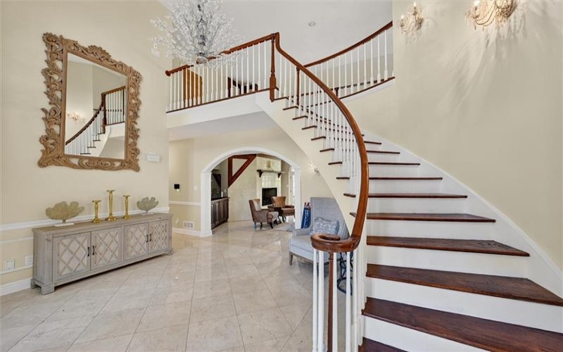 105 Lantern Cir, Canonsburg, 15317, 6 Bedrooms Bedrooms, ,6.2 BathroomsBathrooms,Residential,For Sale,Lantern Cir,1758346