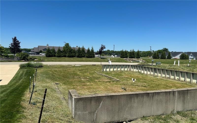 2001 Blackthorne Dr, Jeannette, 15644, ,Farm-acreage-lot,For Sale,Blackthorne Dr,1758348
