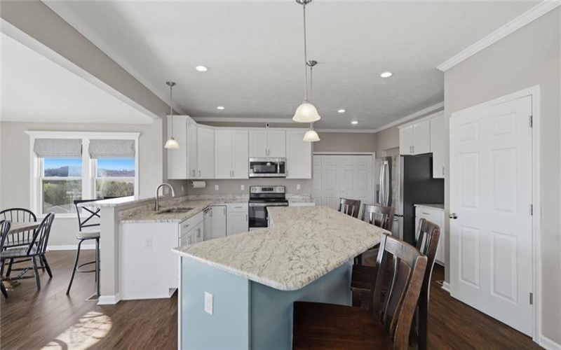 133 Azalea Cir, Rostraver Twp, 15012, 4 Bedrooms Bedrooms, 11 Rooms Rooms,3.2 BathroomsBathrooms,Residential,For Sale,Azalea Cir,1758361