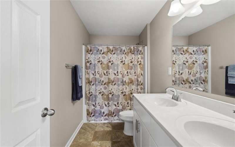 133 Azalea Cir, Rostraver Twp, 15012, 4 Bedrooms Bedrooms, 11 Rooms Rooms,3.2 BathroomsBathrooms,Residential,For Sale,Azalea Cir,1758361