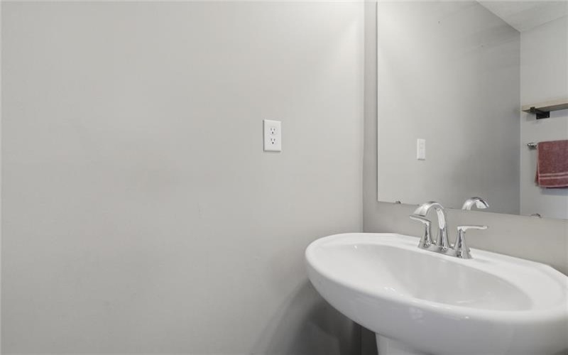 133 Azalea Cir, Rostraver Twp, 15012, 4 Bedrooms Bedrooms, 11 Rooms Rooms,3.2 BathroomsBathrooms,Residential,For Sale,Azalea Cir,1758361