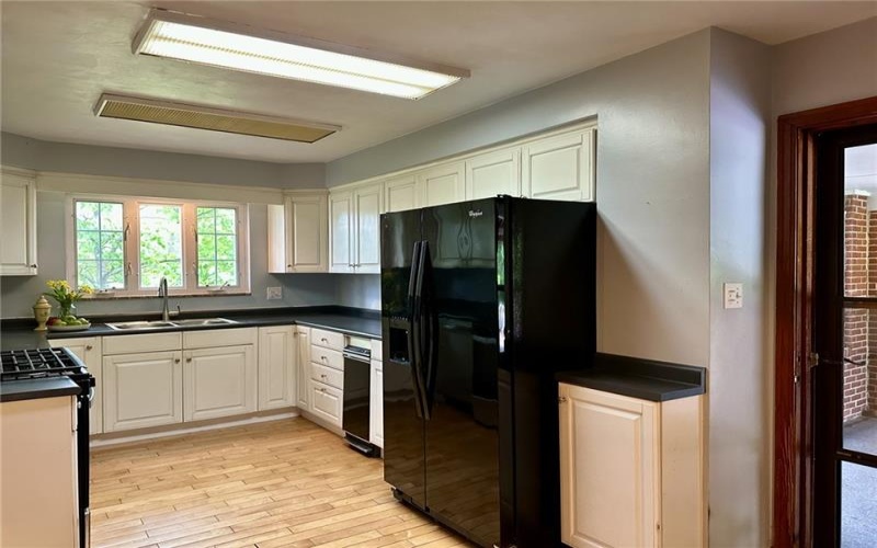 814 Allegheny Ave, Avonmore, 15618, 4 Bedrooms Bedrooms, 9 Rooms Rooms,3 BathroomsBathrooms,Residential,For Sale,Allegheny Ave,1758383