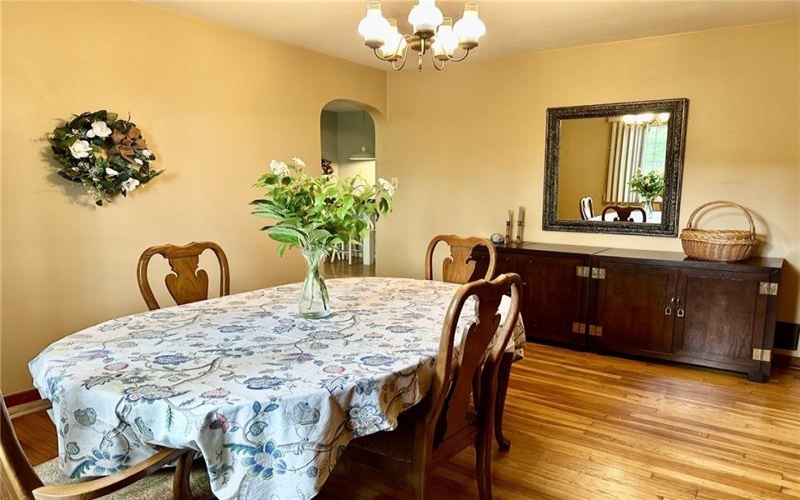 814 Allegheny Ave, Avonmore, 15618, 4 Bedrooms Bedrooms, 9 Rooms Rooms,3 BathroomsBathrooms,Residential,For Sale,Allegheny Ave,1758383