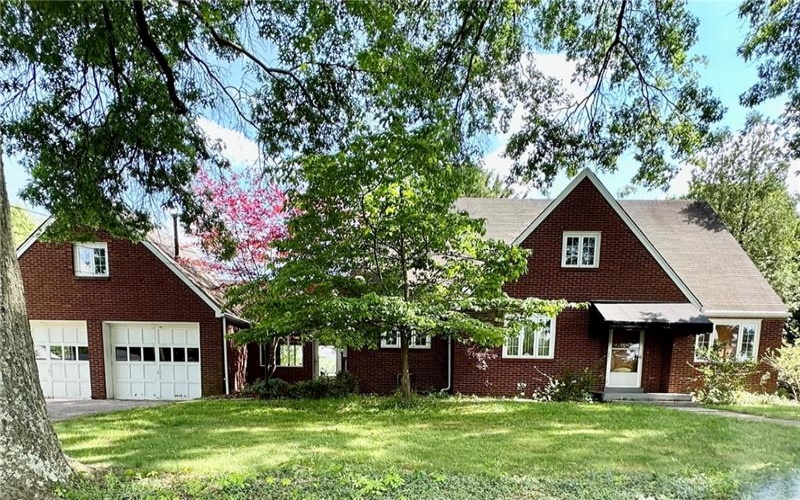 814 Allegheny Ave, Avonmore, 15618, 4 Bedrooms Bedrooms, 9 Rooms Rooms,3 BathroomsBathrooms,Residential,For Sale,Allegheny Ave,1758383
