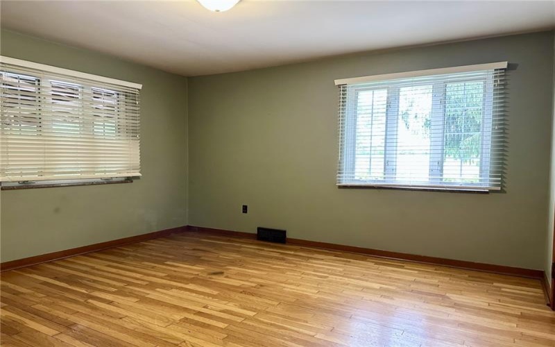 814 Allegheny Ave, Avonmore, 15618, 4 Bedrooms Bedrooms, 9 Rooms Rooms,3 BathroomsBathrooms,Residential,For Sale,Allegheny Ave,1758383