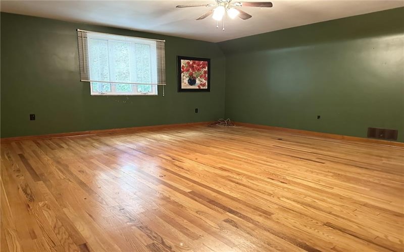 814 Allegheny Ave, Avonmore, 15618, 4 Bedrooms Bedrooms, 9 Rooms Rooms,3 BathroomsBathrooms,Residential,For Sale,Allegheny Ave,1758383